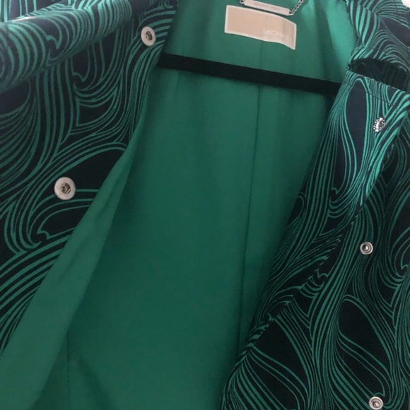 Michael Kors Light Weight Print Jacket - Picture 6 of 7